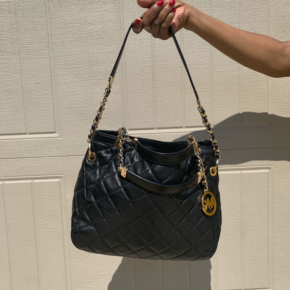 Michael Kors Susannah Medium Shoulder Tote